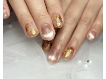 コンサート(Concert)/光が揺れる秋の大理石