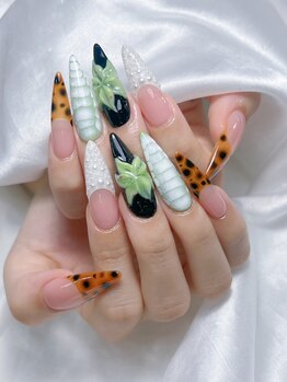 LEELA NAIL 名駅の写真/豊富なカラー＆パーツで理想のネイルを実現