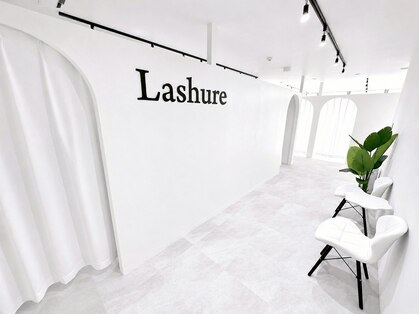 眉毛・まつげパーマ・パリジェンヌ専門店　Lashure 森ノ宮店【ラシュア】の写真