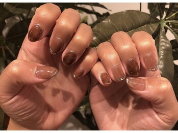 ジェイノヴァール(Jnovart)/