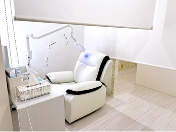 フェレザ 新潟(Felleza)/男女別、ホワイトニングマシン1