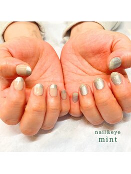 メタリックネイル