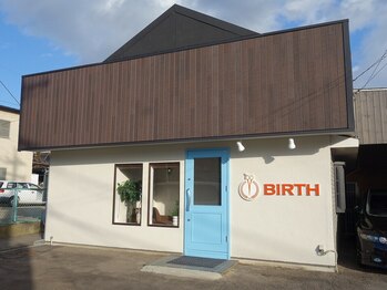 アイラッシュ バイ バース(eyelash by BIRTH)の写真/【お子様同伴OK】忙しいママたちに贈る、特別なリラックスタイムを「癒し空間」で体験しませんか？