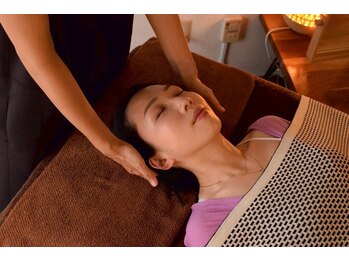 ラ アクサル(la.akthar)/小顔 フェイシャル ヘッドスパ