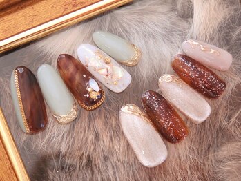 トゥーシェネイルズ(Touche'nails)/大人べっ甲ネイル