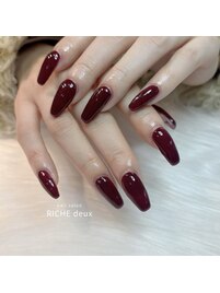 深みボルドーワンカラー