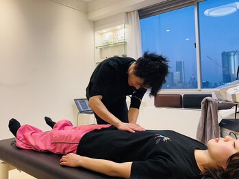 オリオン 表参道(ORION)の写真/《プロダンサー・アーティストが選ぶ整体》高周波WINBACK4で筋膜をほぐし、整体効果を最大化。