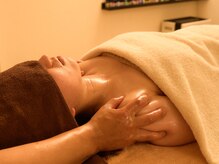 隠れ家マハナ/肩の外側　三角筋や二の腕まで