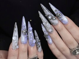 海外風個性派ニュアンスネイル