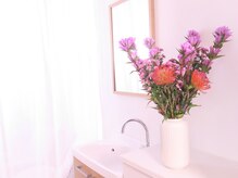  biotone by TREE【ブラジリアンワックス脱毛/アロマトリートメント】の雰囲気（お化粧直しのスペースも◎/ワックス脱毛/アロマトリートメント）