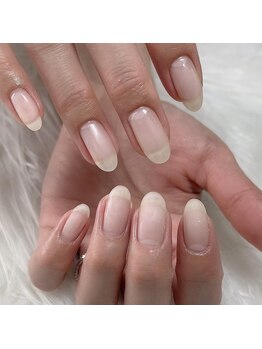 モモ(Momo)/自爪風ネイル