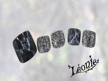 レオニー(Leonie)/フット大理石デザイン