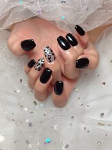 ネイルアンバー 西向田店(Nail amber)/