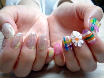 アミュリー ネイル アトリエ(Amury nail atelier)/オーロラ ビタミン チェック