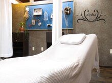 アルファ(alpha)の雰囲気（半個室でゆったりとお過ごしいただけます）