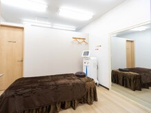 セルフメイド 高崎店(SELFMADE)の雰囲気（シンプルで清潔感がある店内♪広々した個室【高崎/脱毛】）