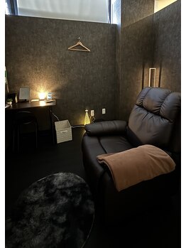 ヘッドミント 福井店の写真/ペア来店でお得に特別な癒し時間を◎最大3名様まで同時施術可能！