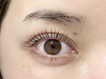 リナータ 新宿東口店(Rinata)/ケラチンラッシュリフト