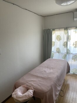 ルーナマーレ(Lunar mare)/サロン風景