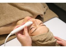 マスカレード(Masquerade)/ハイドロ毛穴洗浄