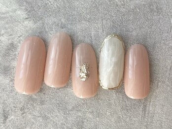 エムドットネイル 池袋(m.nail)/ベージュ×ホワイトニュアンス