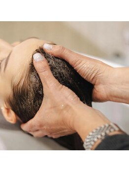 トゥジュール バイ ボウケンフライ(toujours by Bokenfly)/【ヘッドスパ】【頭】【コリ】