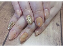 モノトーン(MONOTONE)/