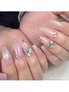 《アシメントリーネイル》