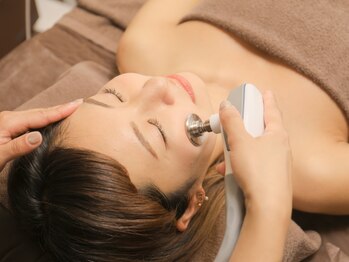 アヌヘア(Anuhea)の写真/【インディバ食いしばり小顔ケア】ですっきりリフトアップ！