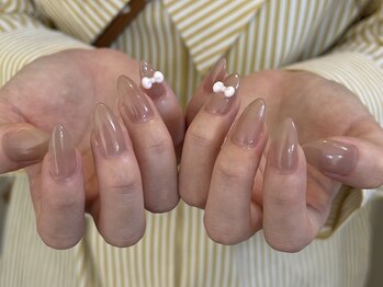 リーコ(Ricco)/ベージュネイル