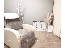 店内　ゆったりリクライニングソファ