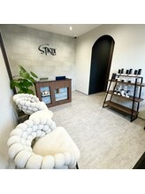 ストリクス(STRIX)