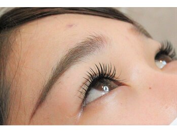 サロンドパリス ラグジュアリー(Salon de Paris Luxuary)/ミンクラッシュ付け放題