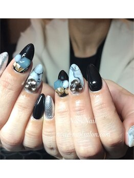 ノワール ネイルアンドスクール(Noire)/