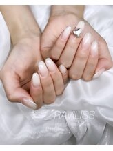 ラヴィリス(RAVILISS)/ホワイトグラデーション