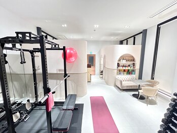 リボディ 表参道(An re Body)の写真/平日23時30分まで営業♪お仕事帰りにも通える表参道のスタイリッシュなエステ＆プライベートパーソナルジム