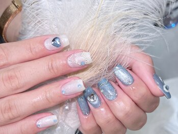 グロー ネイル(Glow Nail)/