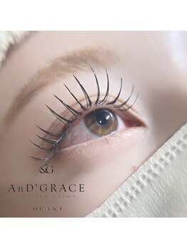 アンドグレース ブロウ 岐阜 大垣店の写真/【大垣駅】バインドロック/フラットラッシュ/ボリュームラッシュ等、豊富なエクステと技術力で理想を叶える