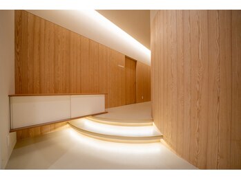 エクシーズラボ(EXSEEDS Lab)/靴箱