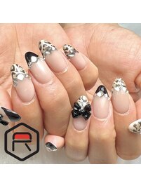 フレンチキラキラネイル