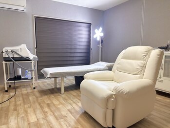 リノ(Lino)の写真/プライベートサロンで自分だけのカラーを指先に♪400色から選べるワンカラーがオススメ☆大人気enoi取扱店