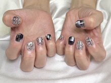 ネコ ネイル(NEKO NAIL)/ちぐはぐネイル