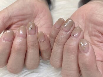 QBネイル 多摩センター店(QB Nail)/気付いたら見てるこの上品さ。