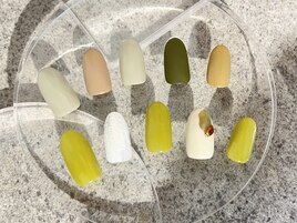 ニュアンスグリーン