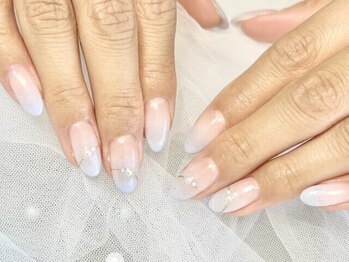 エメ(Aimer)の写真/派手すぎないけど少しアートもしたい方へ！シンプル綺麗めなデザインで毎日のモチベUP☆理想の指先に♪