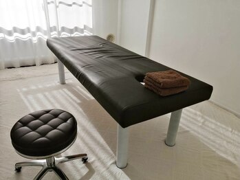 アイル(ail)/施術スペースはゆったりです。