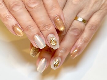 ネイル リッカ 札幌駅前店(NAIL RICCA)の写真/旬の新作デザインが続々登場!200種類以上の豊富な定額ネイルも人気♪ご新規様・リピーター様自店オフ無料◎