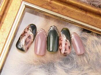 トゥーシェネイルズ(Touche'nails)/大人女子ネイル