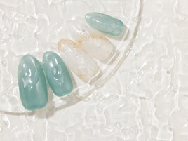 ぷっくりニュアンス涼しげネイル