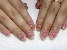 ミーナネイル(miinanail)/ぷっくりハートのチークネイル